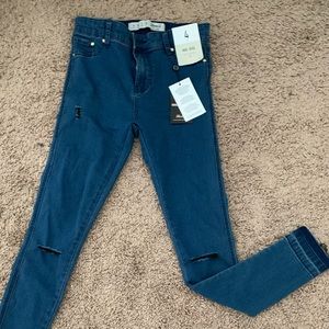 Mid rise super skinny jeans
